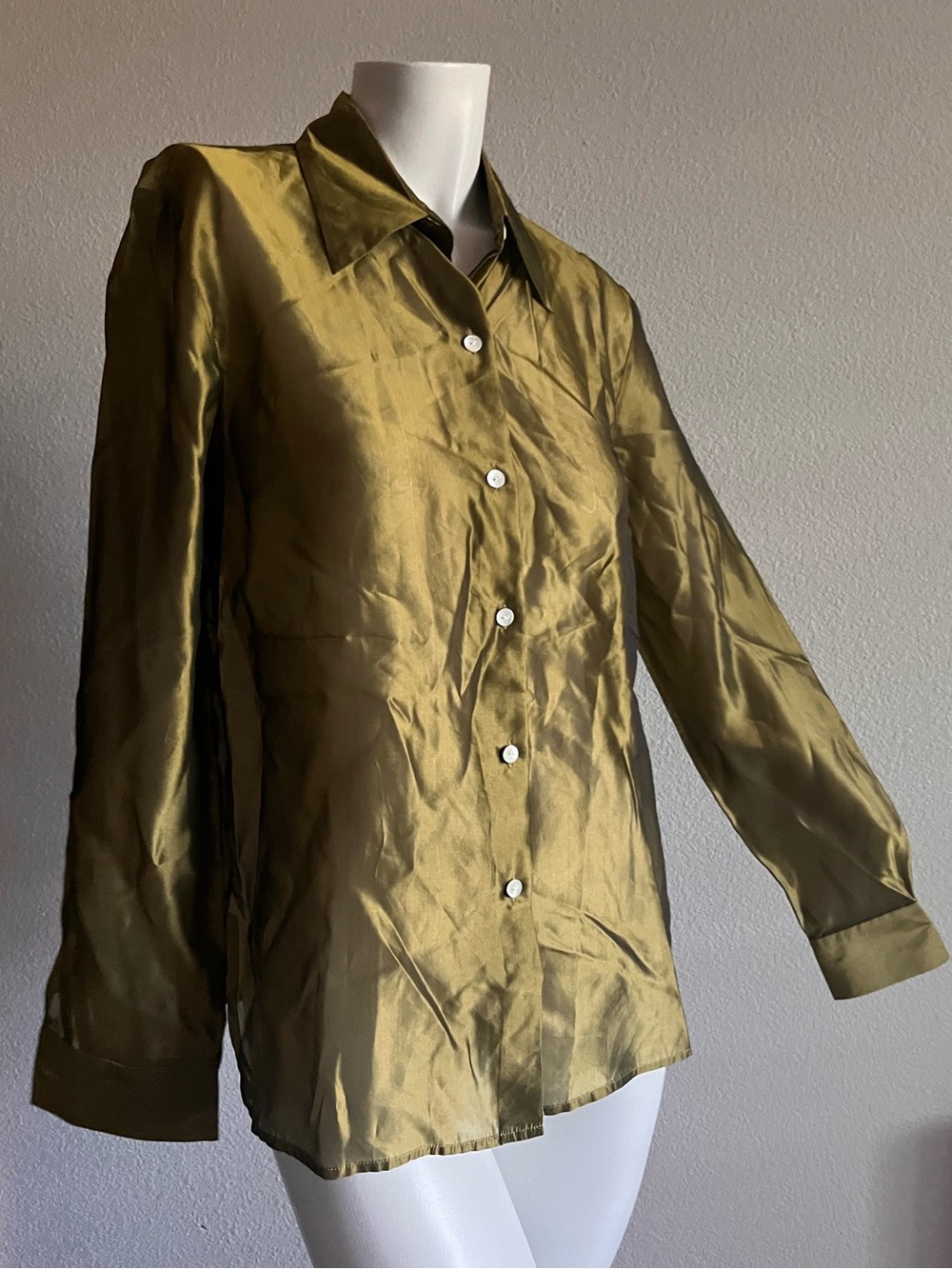 Ann Taylor Silk Blend Olive Bronze Sheer Button Front Blouse Size 4